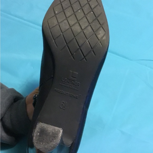 Black ankle leather boots, 6.5, “leather & man made upper,” excellent condition. - Picture 3 of 6